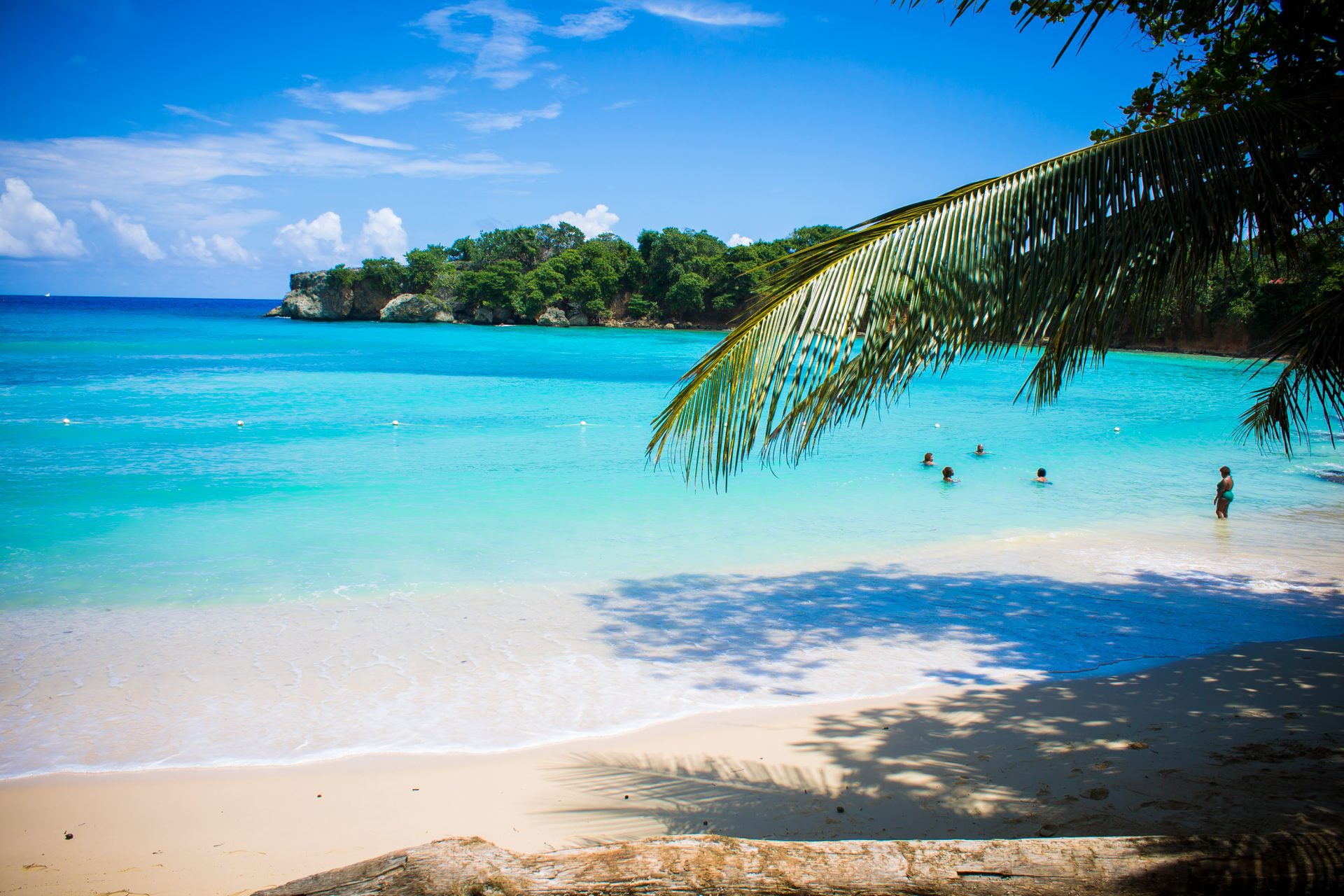 popular-beaches-in-jamaica-visit-jamaica-villas